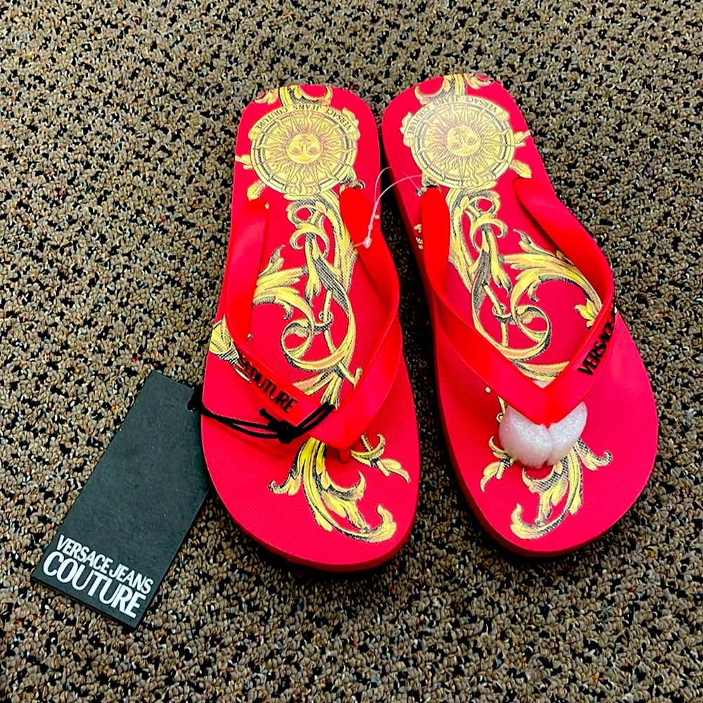 Versace Couture Fondo Flip Flop. Red, New with tags women size 39